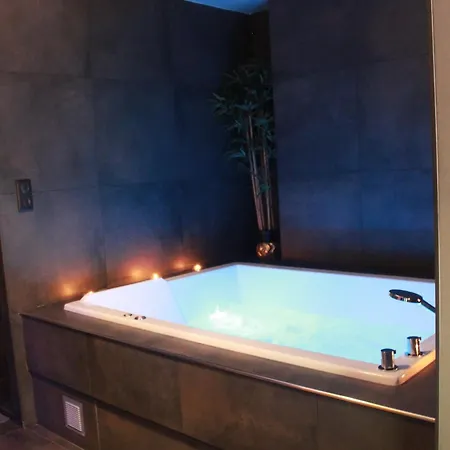 The Down Town Nenad's Apartmán *