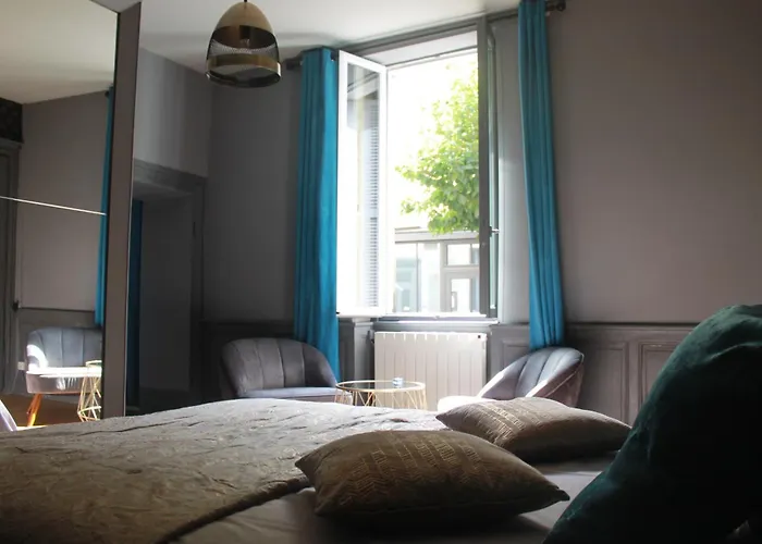 The Down Town Nenad's *